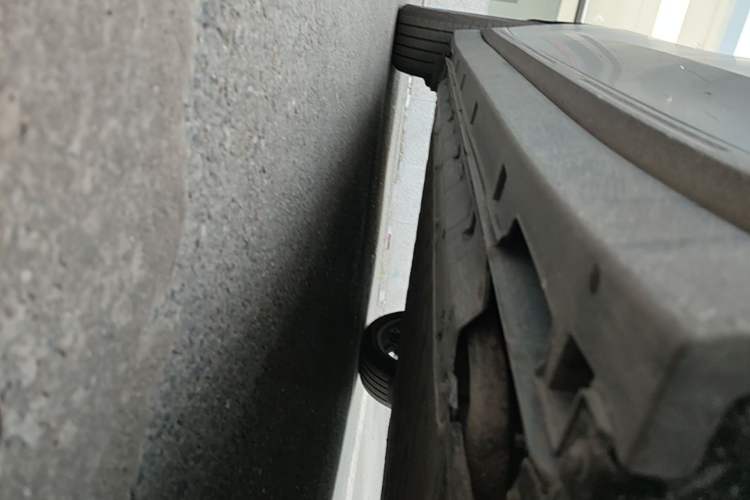 Used Leapmotor B10 2025 510 LiDAR Version Right Side Sill