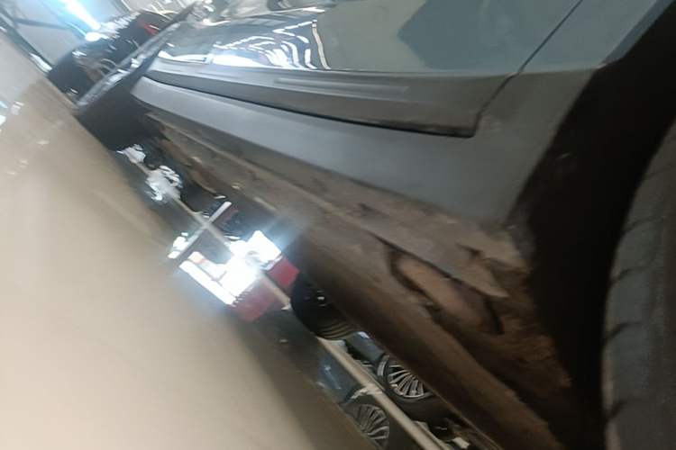 Used Leapmotor B10 2025 510 LiDAR Version Right Side Sill