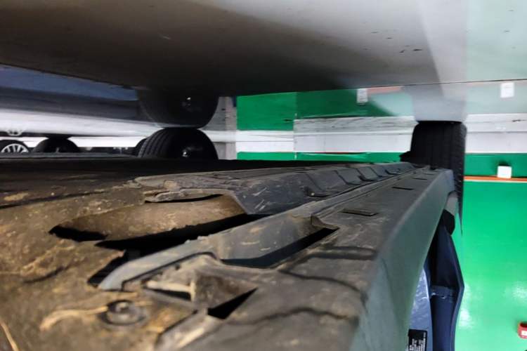 Used Leapmotor B10 2025 510 LiDAR Version Right Side Sill