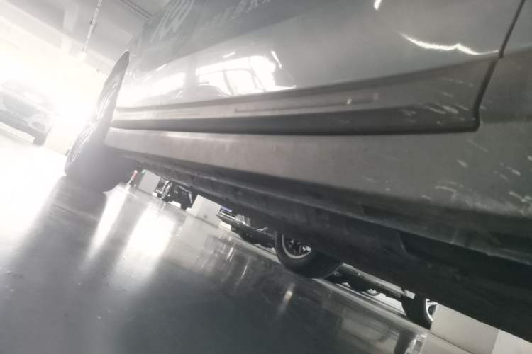 Used Leapmotor B10 2025 510 LiDAR Version Right Side Sill