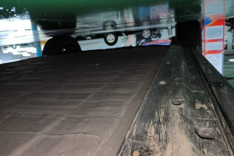 Used Leapmotor B10 2025 510 LiDAR Version Right Side Sill