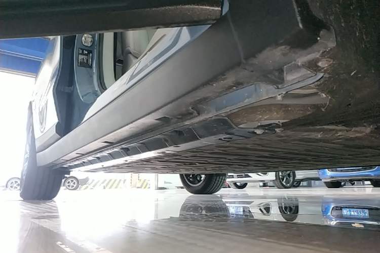 Used Leapmotor B10 2025 510 LiDAR Version Right Side Sill