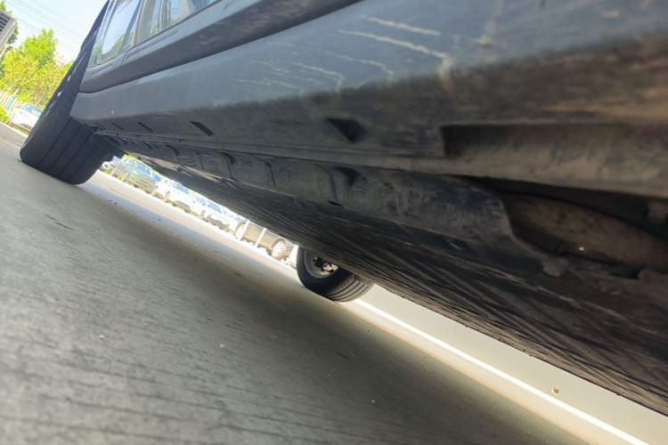 Used Leapmotor B10 2025 510 LiDAR Version Right Side Sill