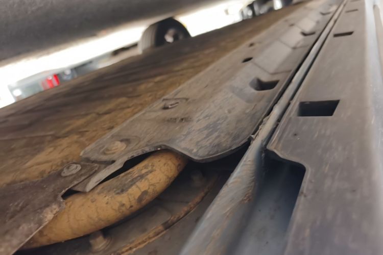 Used Leapmotor B10 2025 510 LiDAR Version Right Side Sill
