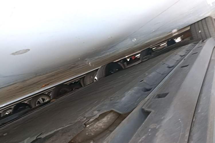 Used Leapmotor B10 2025 510 LiDAR Version Right Side Sill