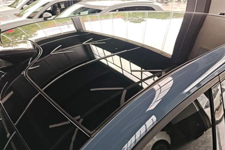 Used Leapmotor B10 2025 510 Joyful Edition Roof