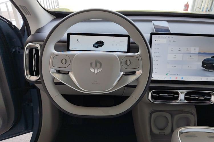 Used Leapmotor B10 2025 510 LiDAR Version Steering Wheel