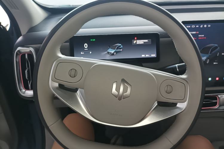 Used Leapmotor B10 2025 510 LiDAR Version Steering Wheel