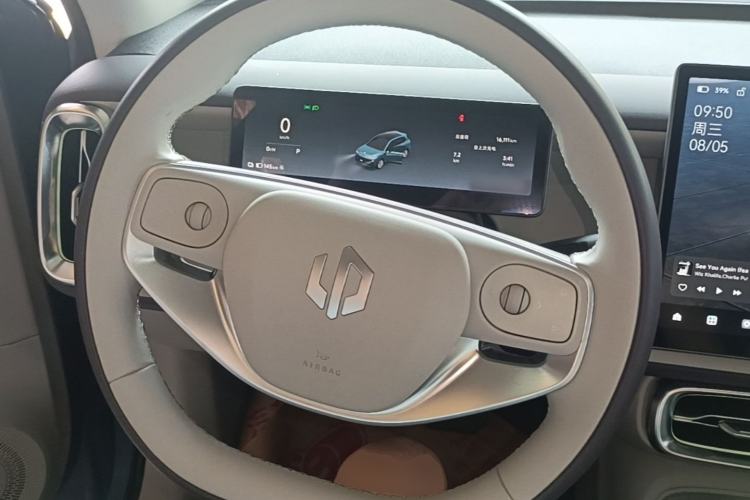 Used Leapmotor B10 2025 510 LiDAR Version Steering Wheel