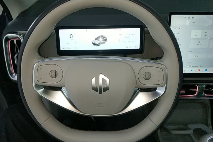 Used Leapmotor B10 2025 510 LiDAR Version Steering Wheel