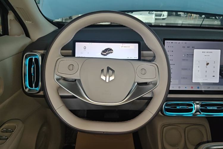 Used Leapmotor B10 2025 510 LiDAR Version Steering Wheel