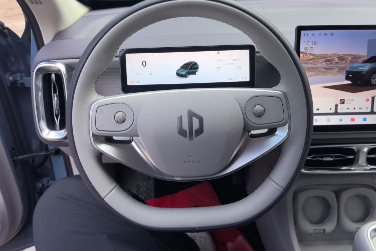 Used Leapmotor B10 2025 510 LiDAR Version Steering Wheel