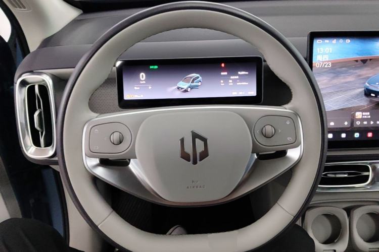 Used Leapmotor B10 2025 510 LiDAR Version Steering Wheel