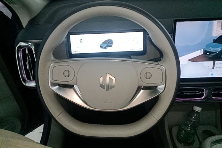 Used Leapmotor B10 2025 510 LiDAR Version Steering Wheel