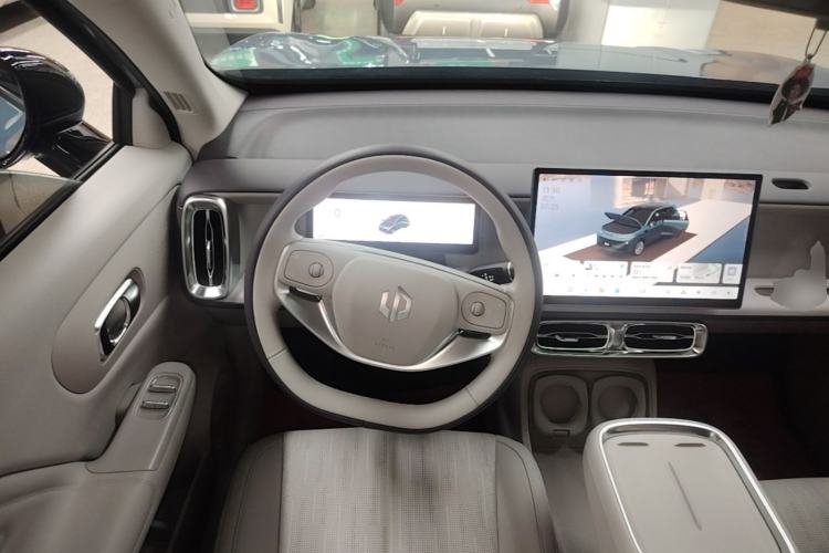 Used Leapmotor B10 2025 510 LiDAR Version Steering Wheel