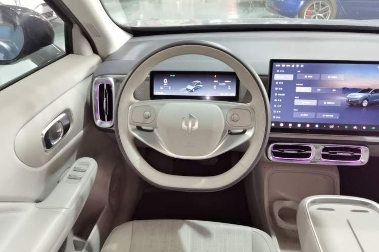 Used Leapmotor B10 2025 510 LiDAR Version Steering Wheel