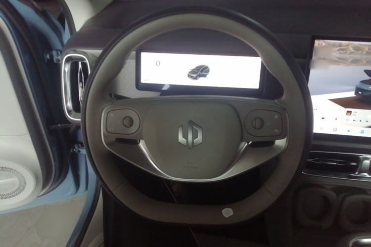 Used Leapmotor B10 2025 510 LiDAR Version Steering Wheel