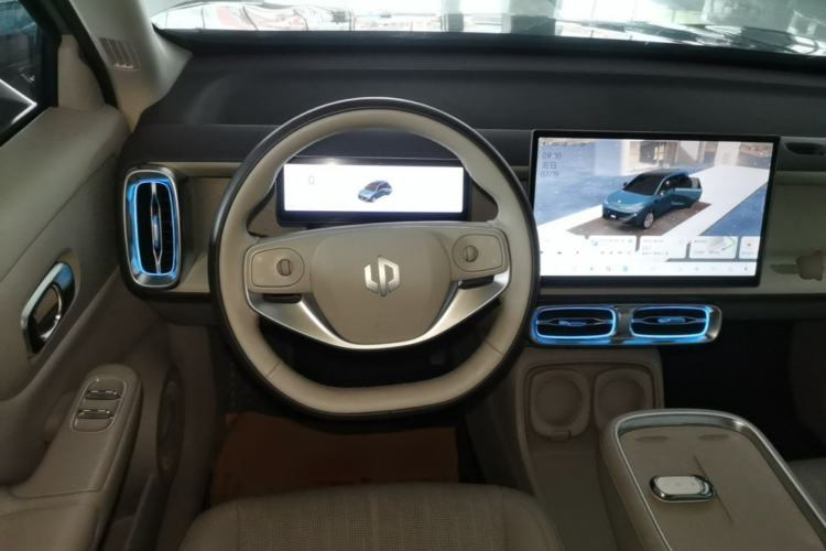 Used Leapmotor B10 2025 510 LiDAR Version Steering Wheel