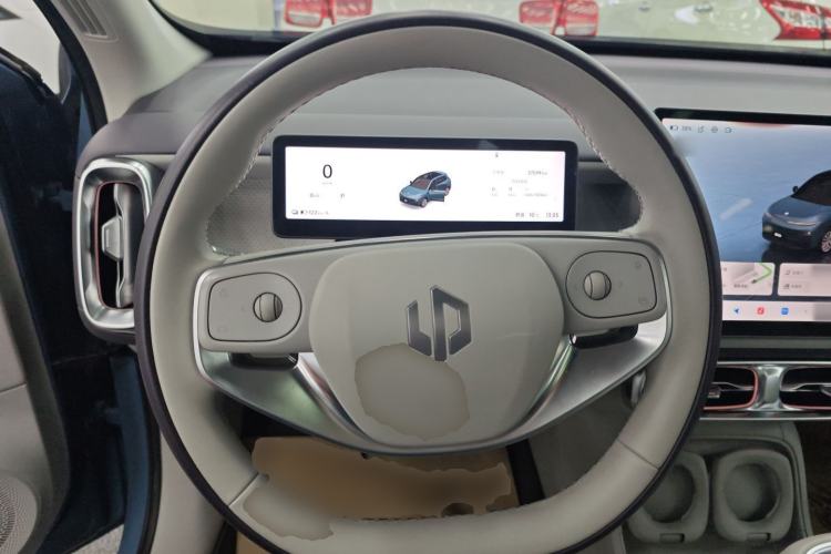 Used Leapmotor B10 2025 510 LiDAR Version Steering Wheel