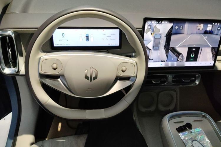 Used Leapmotor B10 2025 510 LiDAR Version Steering Wheel