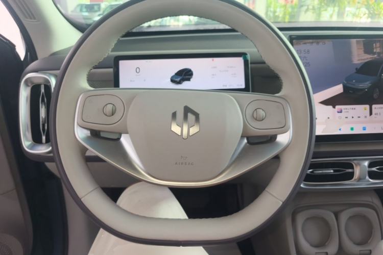Used Leapmotor B10 2025 510 LiDAR Version Steering Wheel