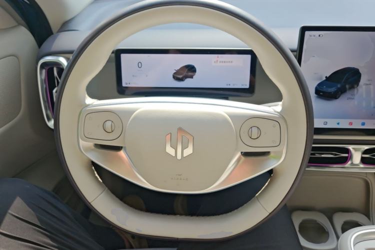 Used Leapmotor B10 2025 510 LiDAR Version Steering Wheel