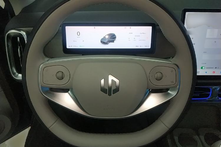 Used Leapmotor B10 2025 510 LiDAR Version Steering Wheel