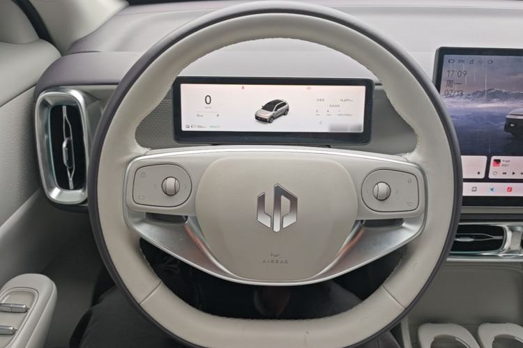 Used Leapmotor B10 2025 510 LiDAR Version Steering Wheel