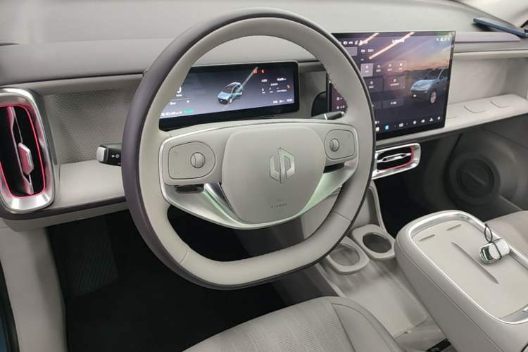 Used Leapmotor B10 2025 510 LiDAR Version Steering Wheel