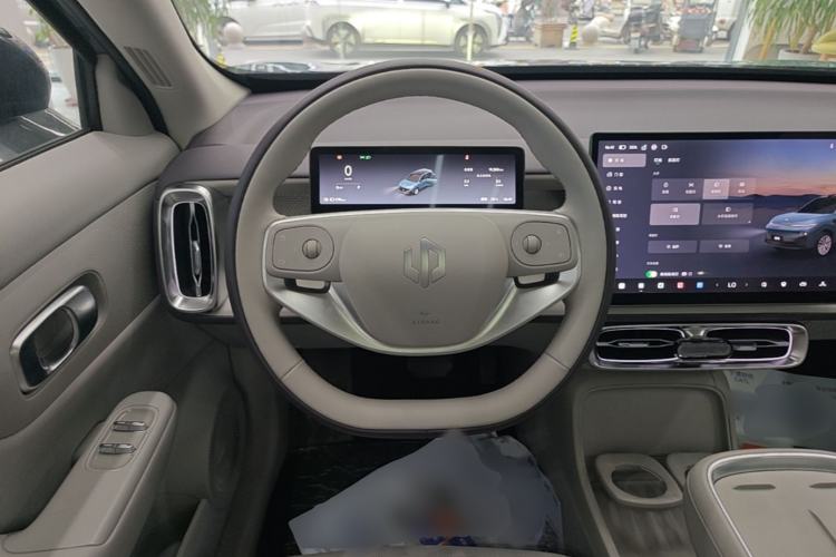 Used Leapmotor B10 2025 510 LiDAR Version Steering Wheel
