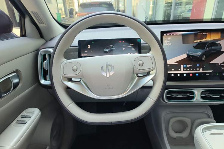 Used Leapmotor B10 2025 510 LiDAR Version Steering Wheel