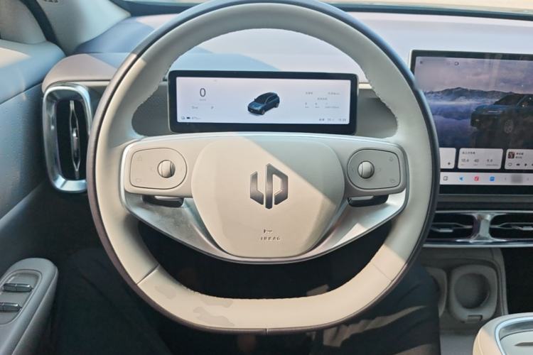 Used Leapmotor B10 2025 510 LiDAR Version Steering Wheel