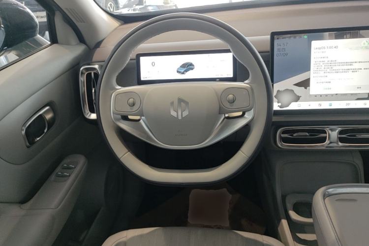 Used Leapmotor B10 2025 510 LiDAR Version Steering Wheel