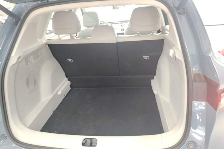 Used Leapmotor B10 2025 510 LiDAR Version Trunk