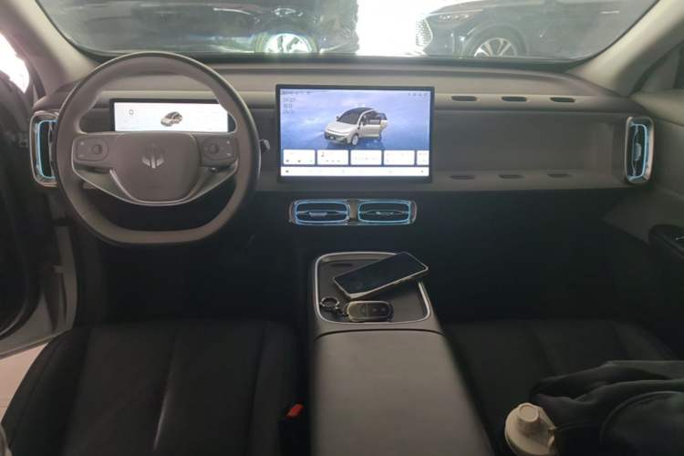 Used Leapmotor B10 2025 510 Joyful Edition Center Console