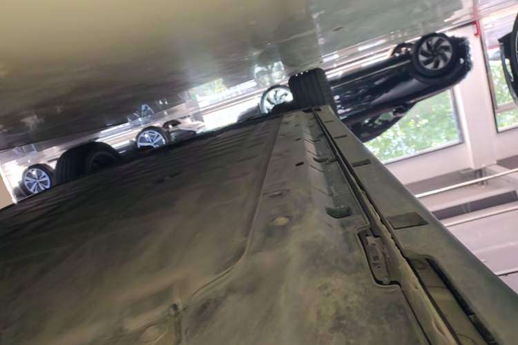 Used Leapmotor B10 2025 510 Joyful Edition Left Side Sill