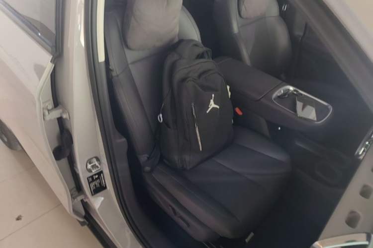 Used Leapmotor B10 2025 510 Joyful Edition Right Front Seat