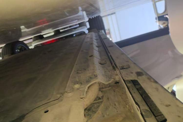 Used Leapmotor B10 2025 510 Joyful Edition Right Side Sill