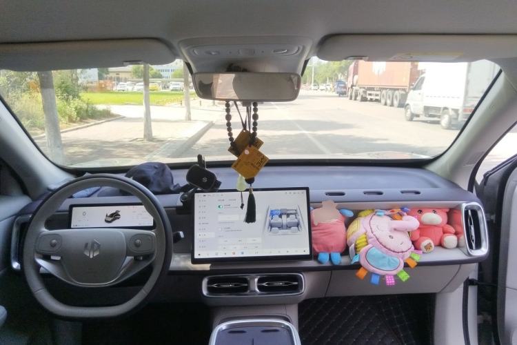 Used Leapmotor B10 2025 510 Joyful Edition Center Console