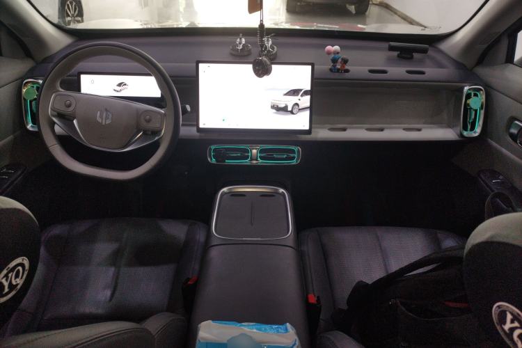 Used Leapmotor B10 2025 510 Joyful Edition Center Console