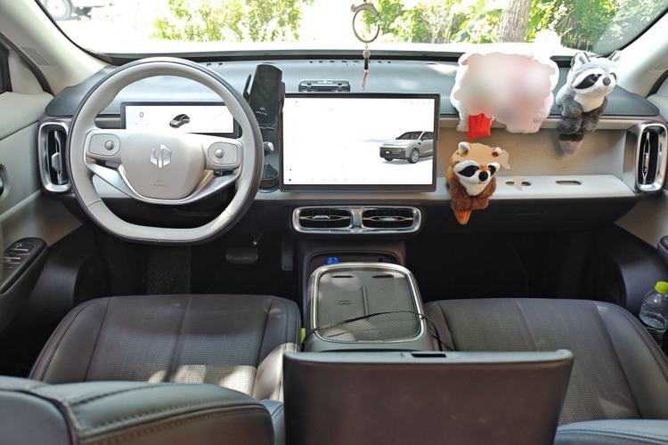 Used Leapmotor B10 2025 510 Joyful Edition Center Console