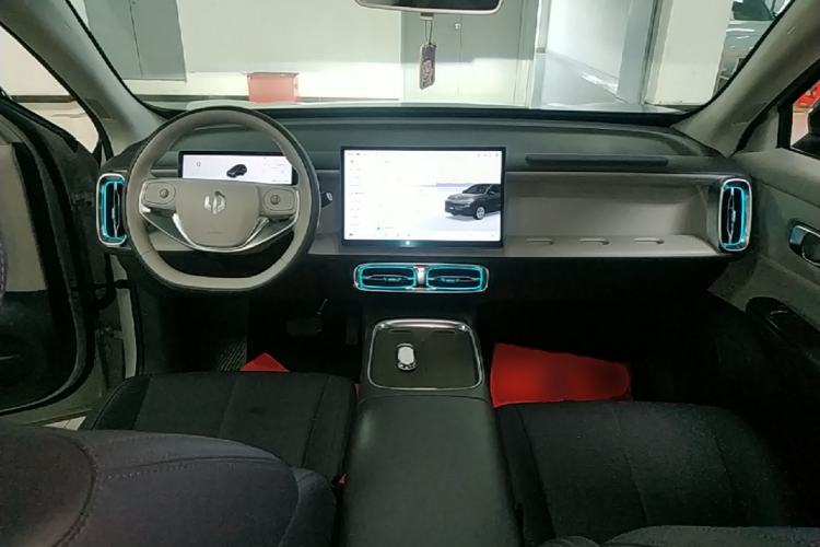 Used Leapmotor B10 2025 510 Joyful Edition Center Console