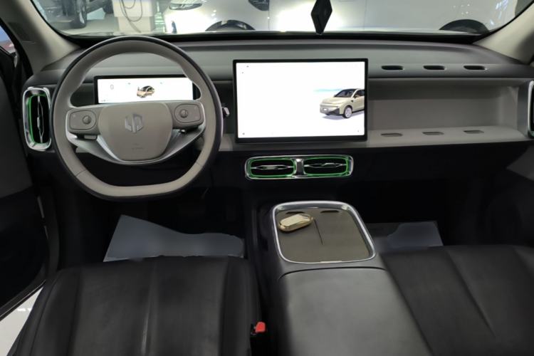 Used Leapmotor B10 2025 510 Joyful Edition Center Console