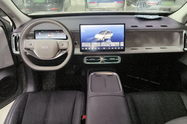 Used Leapmotor B10 2025 510 Joyful Edition Center Console