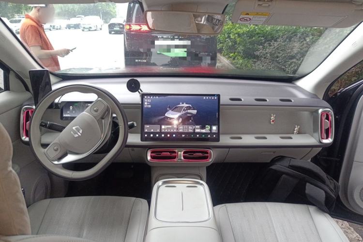 Used Leapmotor B10 2025 600 LiDAR Version Center Console