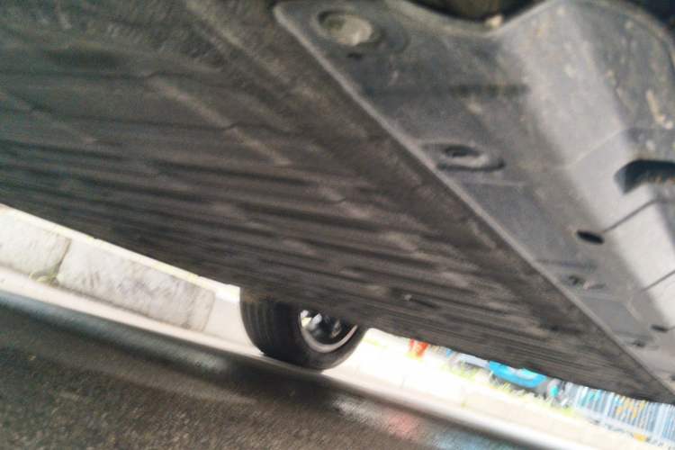 Used Leapmotor B10 2025 510 Joyful Edition Chassis Front Left