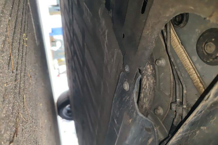 Used Leapmotor B10 2025 510 Joyful Edition Chassis Front Left