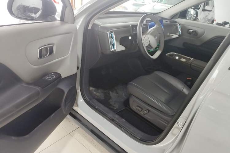 Used Leapmotor B10 2025 510 Joyful Edition Driver Seat