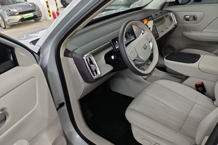 Used Leapmotor B10 2025 510 Joyful Edition Driver Seat