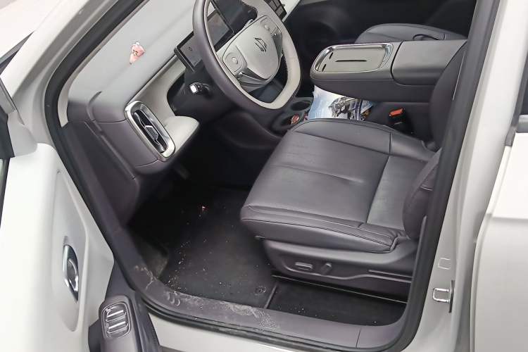 Used Leapmotor B10 2025 510 Joyful Edition Driver Seat